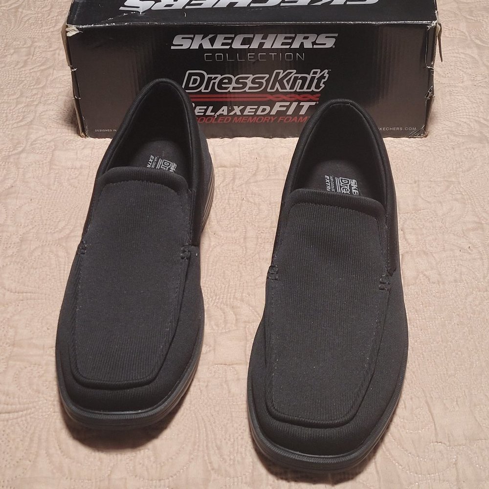 Skechers Collection DressKnit  RelaxedFit Men Loafers